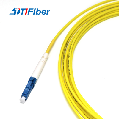 FTTH Użyj jednomodowego kabla połączeniowego Simplex LC / UPC do LC / UPC światłowodowego kabla połączeniowego