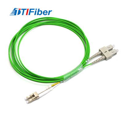Komunikacja aplikacji FTTH Użyj wielomodowego kabla krosowego OM5 Green Jacket