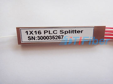 Światłowodowy rozdzielacz PLC 1X16 ze stalową rurką ze złączem SC / APC
