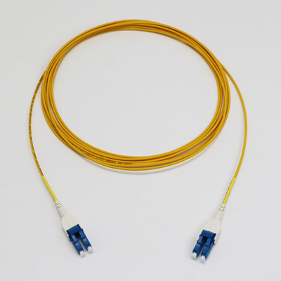 Niskie straty LC Uniboot Duplex Singlemode G657.A1 BendInsensitive Duplex 2mm LSZH 0.15dB Żółty Fiber Patch Cord