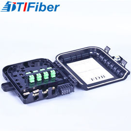 FTTH 24 porty Fiber Optic Distribution Box Kryte zewnętrzne SC / LC Adaptery Odpowiednie