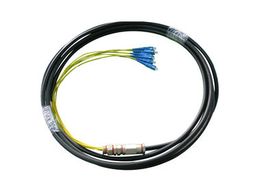 4-punktowy wodoodporny pigtail światłowodowy ze złączami SC UPC, czarny kabel
